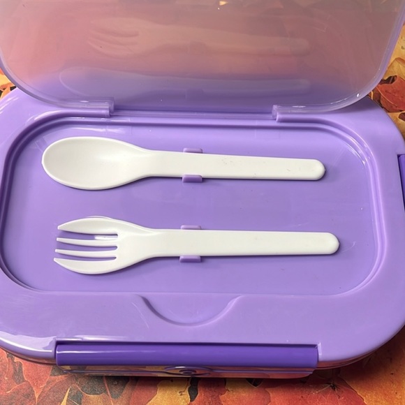 1.3L Bento Box Adult Lunch Box 4 Compartments Utensiles, Leak-Proof Purple - Picture 2 of 12